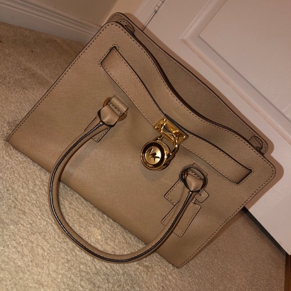 Michael Kors Purse - Picture 1 of 5